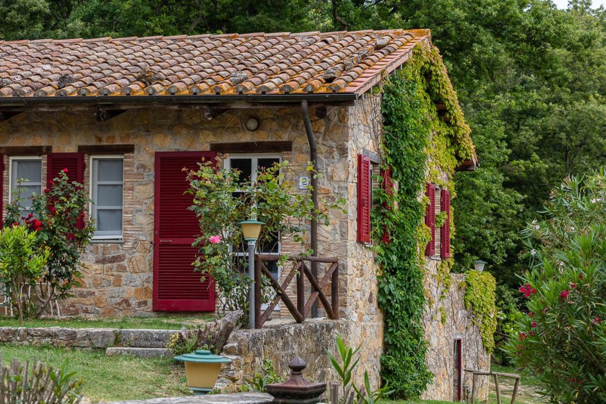 Il Daino Bianco Country Hotel Manciano Exterior foto